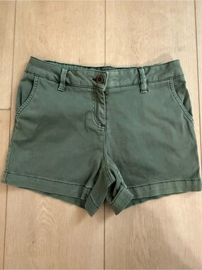 Land n’Sea Women’s Olive Green Casual Shorts